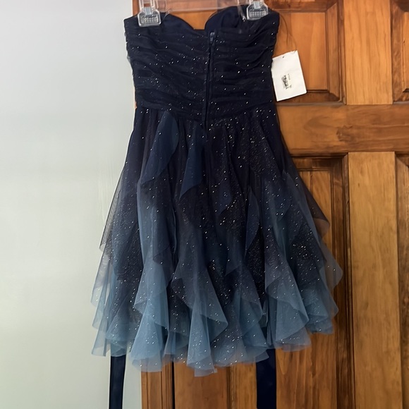 Size 5 Juniors sparkly fairy dress - Picture 2 of 3